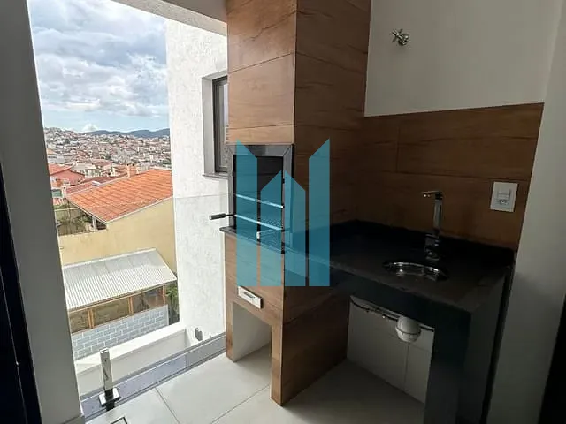 Apartamento 3 quartos e 2 banheiros, à venda, no bairro Jardim das Hortencias em Poços de Caldas