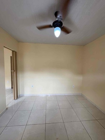 Apartamento 1 quarto e 1 banheiro, para alugar, no bairro Cascadura em Rio de Janeiro