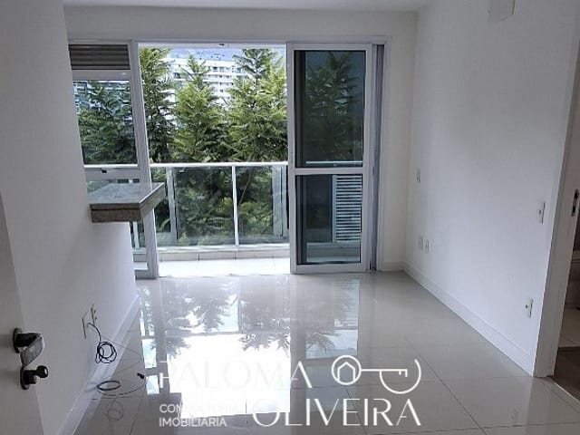 Apartamento 2 quartos e 1 banheiro, para alugar, no bairro Barra da Tijuca em Rio de Janeiro