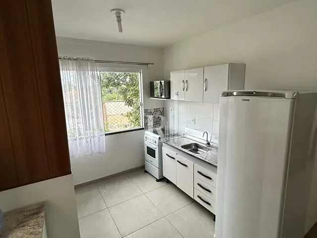 Apartamento 2 quartos e 1 banheiro, para alugar, no bairro Joaia em Tijucas