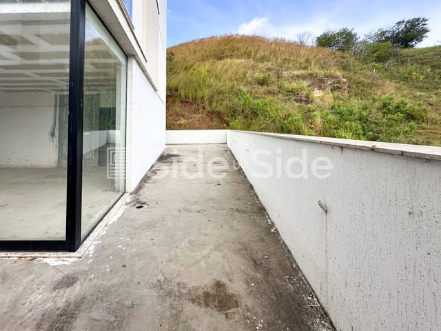 Apartamento 3 quartos e 4 banheiros, à venda, no bairro Nova Niterói em Três Rios