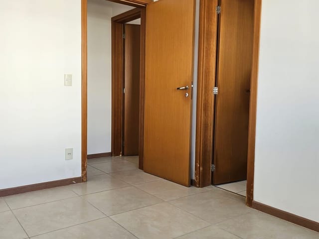 Apartamento com 90m² 2 quartos e 3 banheiros, para alugar, no bairro Abraão em Florianópolis