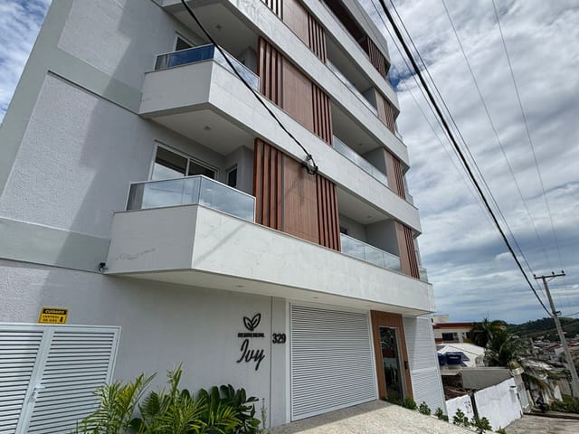 Apartamento 2 quartos e 2 banheiros, à venda ou para alugar, no bairro Lions em Itaperuna