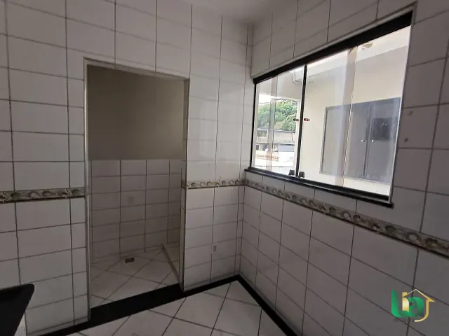 Apartamento 2 quartos e 1 banheiro, para alugar, no bairro Barra em Muriaé