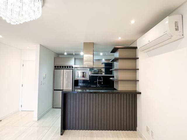 Apartamento 3 quartos e 1 banheiro, à venda, no bairro Estreito em Florianópolis