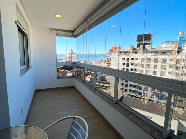 Apartamento 3 quartos e 1 banheiro, à venda, no bairro Estreito em Florianópolis