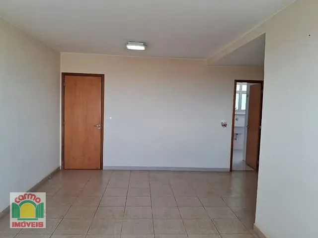 Apartamento com 177m² 3 quartos e 3 banheiros, à venda, no bairro Vila Santa Isabel em Anápolis