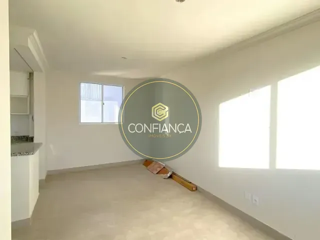 Apartamento 2 quartos e 2 banheiros, à venda, no bairro Ana Lúcia em Sabará