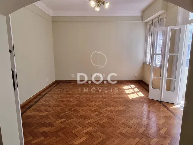 Apartamento 3 quartos e 2 banheiros, à venda, no bairro Flamengo em Rio de Janeiro