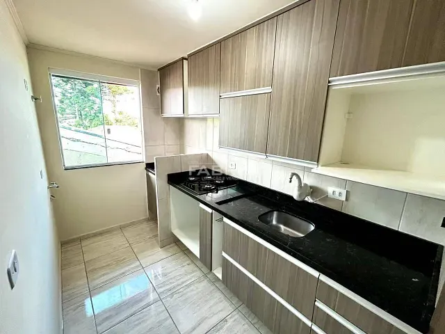 Apartamento 2 quartos e 1 banheiro, para alugar, no bairro Jardim São Vicente em Campo Largo