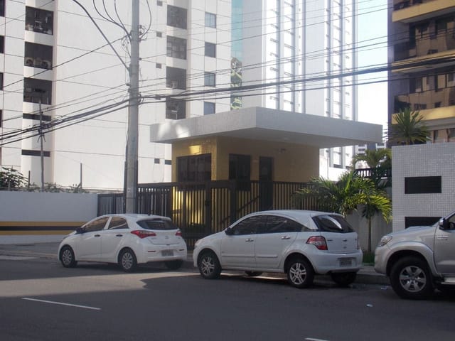 Apartamento 3 quartos e 3 banheiros, à venda, no bairro Stiep em Salvador