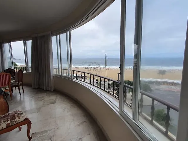 Apartamento com 300m² 4 quartos e 4 banheiros, à venda, no bairro Copacabana em Rio de Janeiro