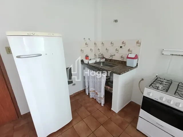 Apartamento 1 quarto e 1 banheiro, para alugar, no bairro Centro em Londrina