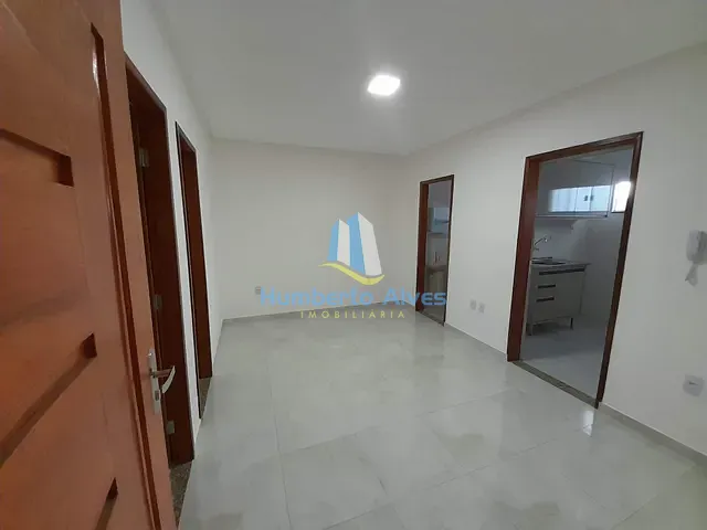 Apartamento 2 quartos e 1 banheiro, para alugar, no bairro Guarani em Vitória da Conquista