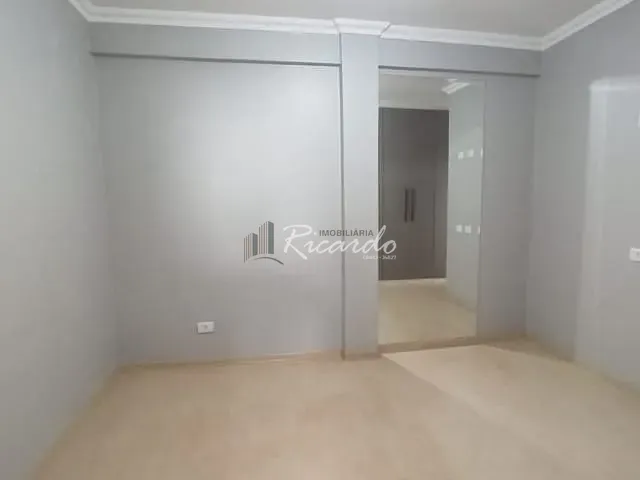 Apartamento com 92m² 2 quartos e 2 banheiros, para alugar, no bairro Centro em Arapongas