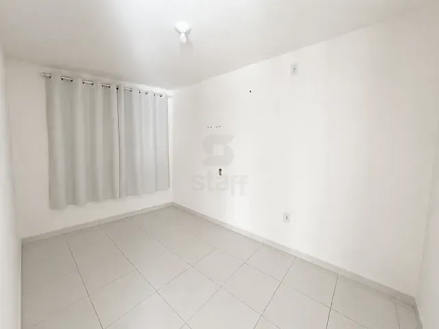 Apartamento 2 quartos e 1 banheiro, para alugar, no bairro Oliveira Brito em Paulo Afonso