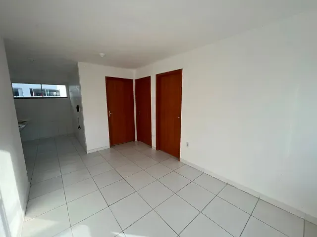 Apartamento 2 quartos e 1 banheiro, para alugar, no bairro Oliveira Brito em Paulo Afonso