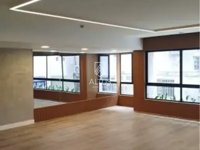 Apartamento 1 quarto e 1 banheiro, à venda, no bairro Barra em Salvador