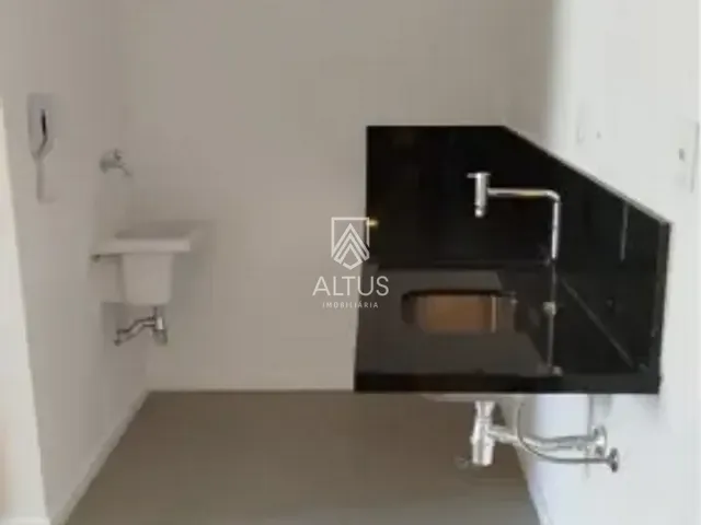 Apartamento 1 quarto e 1 banheiro, à venda, no bairro Barra em Salvador