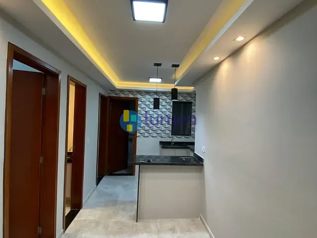 Apartamento 2 quartos e 1 banheiro, à venda ou para alugar, no bairro Vila Carrão em São Paulo