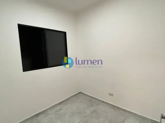 Apartamento 2 quartos e 1 banheiro, à venda ou para alugar, no bairro Vila Carrão em São Paulo