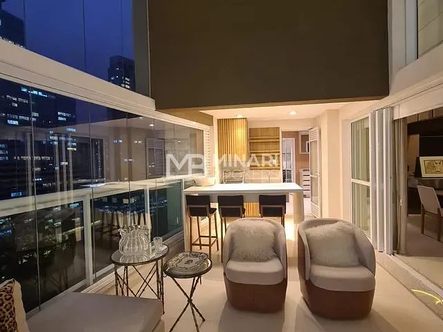 Apartamento 5 quartos e 6 banheiros, à venda ou para alugar, no bairro Alphaville Empresarial em Barueri