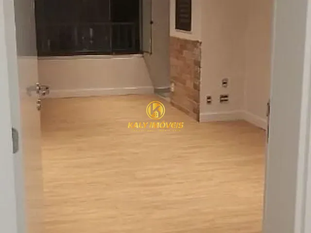 Apartamento 2 quartos e 1 banheiro, à venda, no bairro Brás em São Paulo