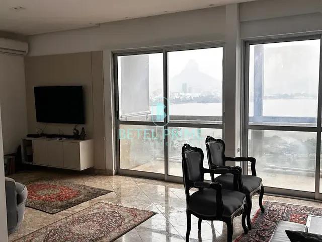 Apartamento com 187m² 3 quartos e 3 banheiros, para alugar, no bairro Lagoa em Rio de Janeiro