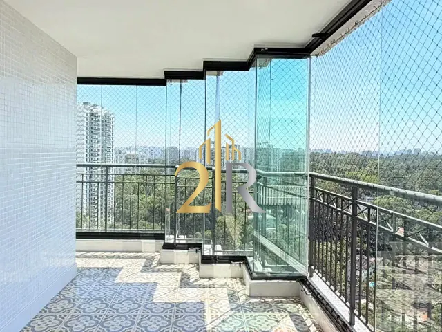 Apartamento 4 quartos e 6 banheiros, à venda, no bairro Santo Amaro em São Paulo