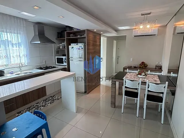 Apartamento 2 quartos e 2 banheiros, à venda, no bairro Centro em Camboriú