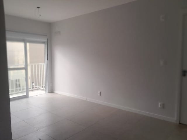 Apartamento com 98m² 2 quartos e 1 banheiro, à venda, no bairro Areal em Pelotas