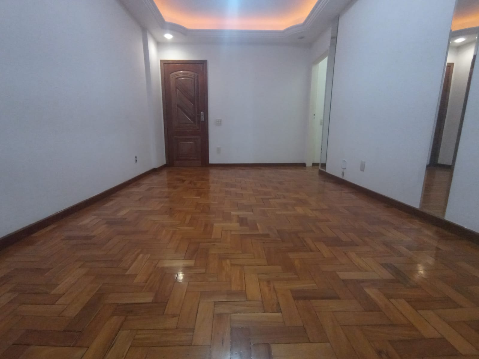 https://static.arboimoveis.com.br/AP0035_ALEXMO/apartamentoavendaparquemoscosovitoriaes_1626282367420.jpg