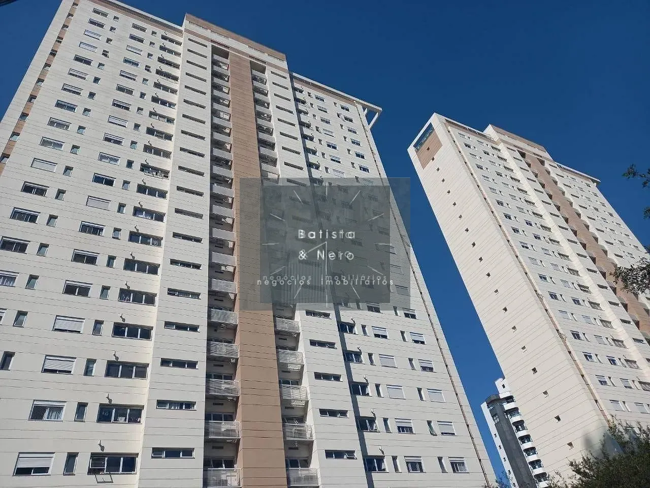 Apartamento, 3 quartos, 211 m² - Foto 2