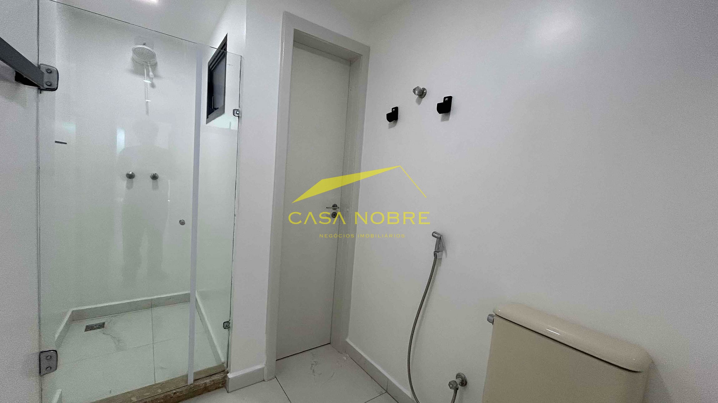 Apartamento à venda e aluguel com 4 quartos, 220m² - Foto 10