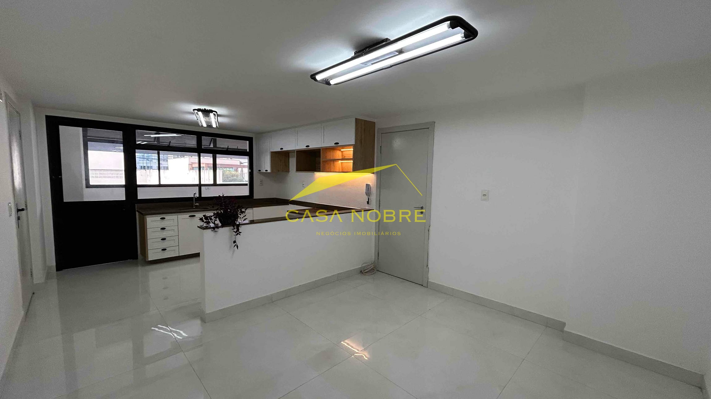 Apartamento à venda e aluguel com 4 quartos, 220m² - Foto 17