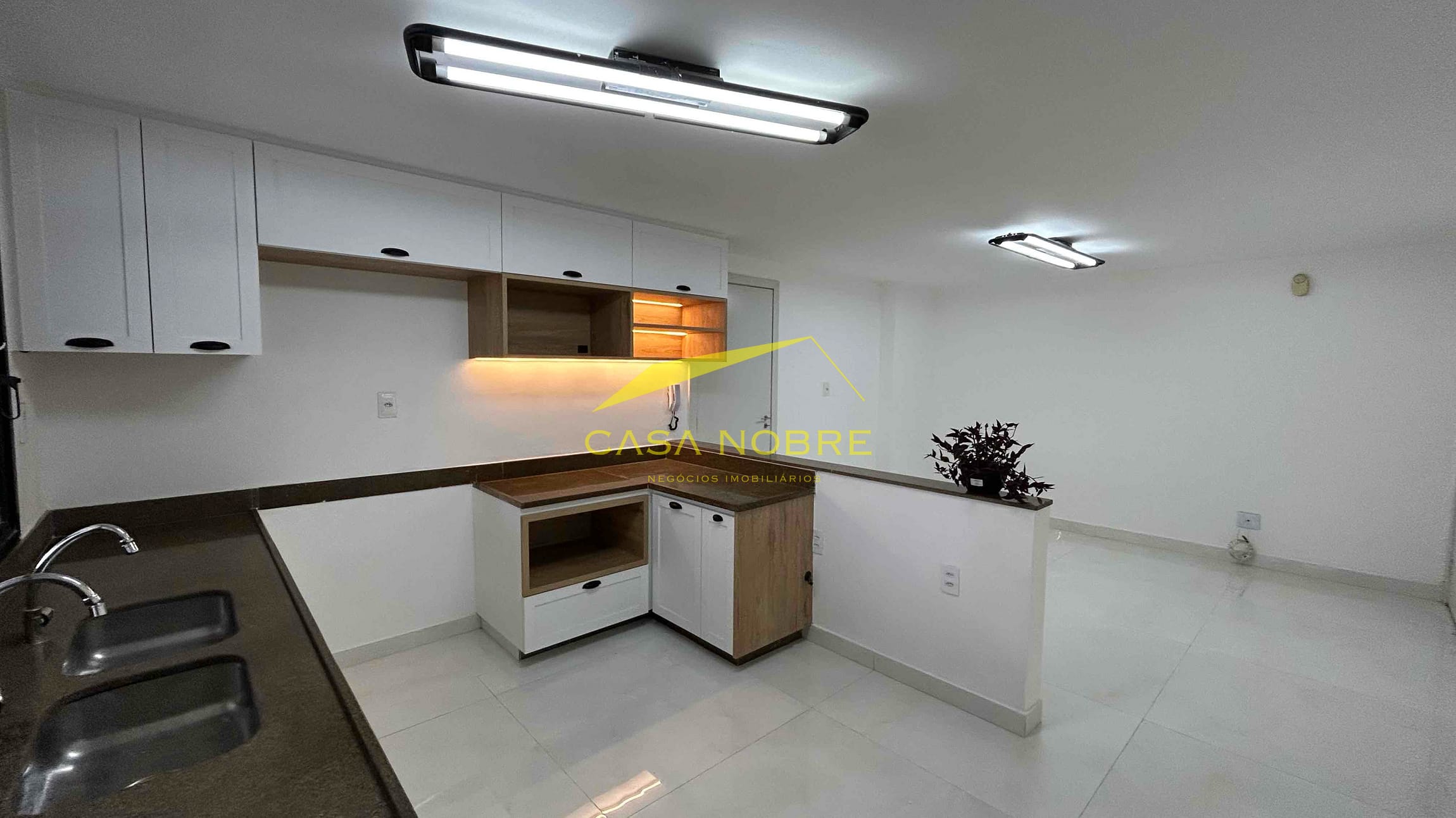 Apartamento à venda e aluguel com 4 quartos, 220m² - Foto 18