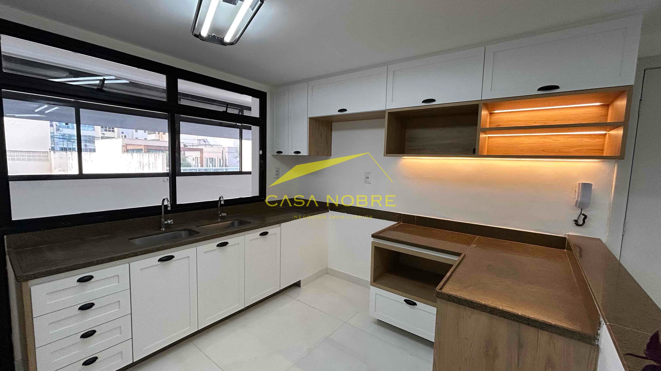Apartamento à venda e aluguel com 4 quartos, 220m² - Foto 19