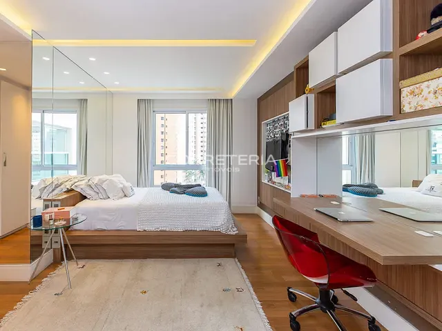 Apartamento com 335m² 4 quartos e 4 banheiros, à venda, no bairro Moema em São Paulo