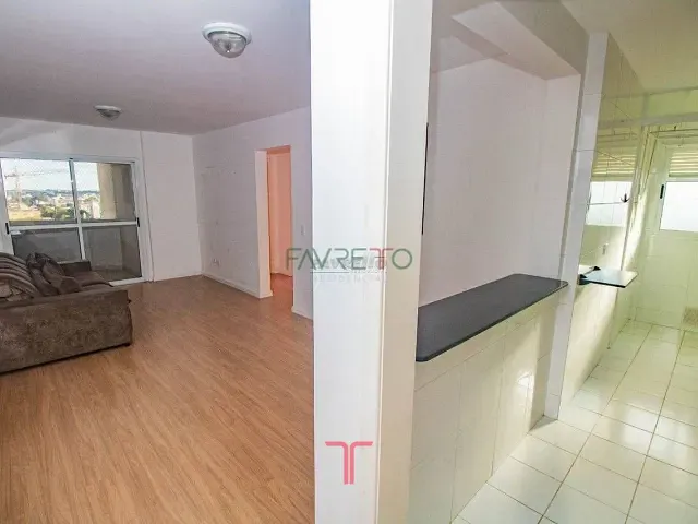 Apartamento 3 quartos e 1 banheiro, à venda, no bairro Capão Raso em Curitiba