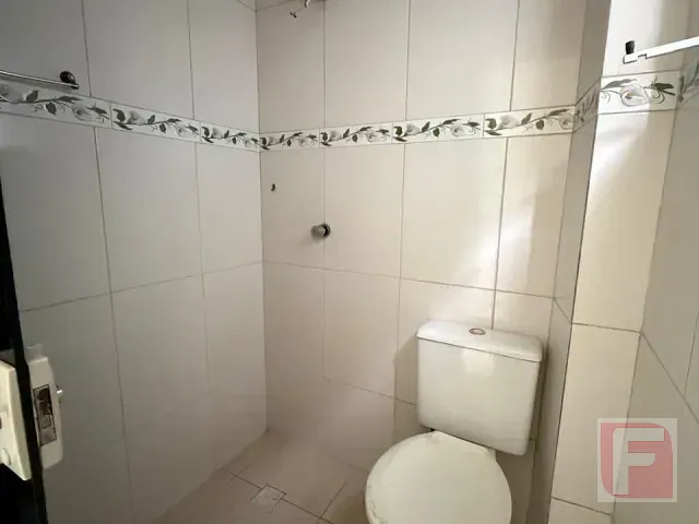 Apartamento 3 quartos e 2 banheiros, para alugar, no bairro Centro em Itapoá