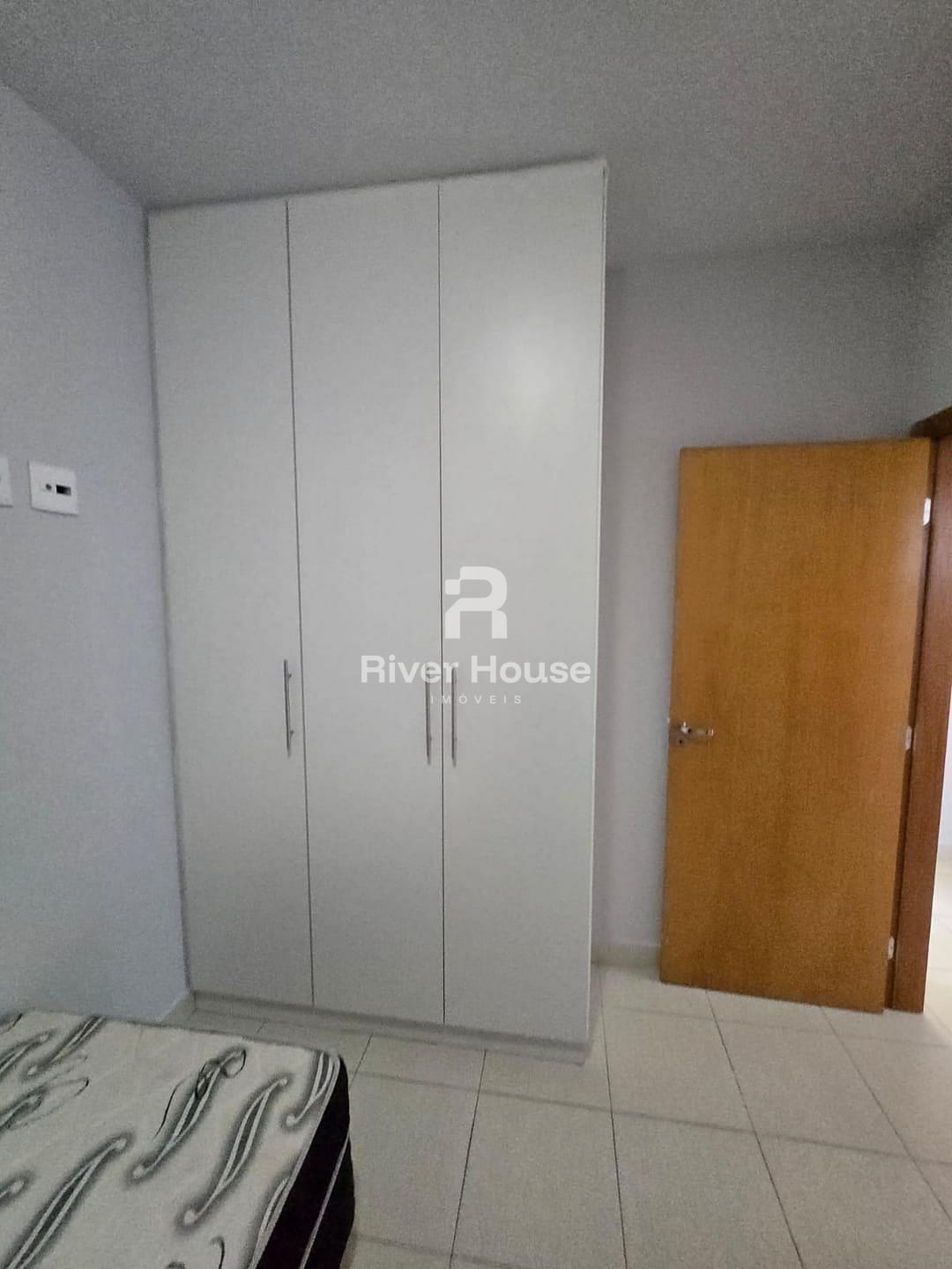 Apartamento para alugar com 3 quartos, 77m² - Foto 6