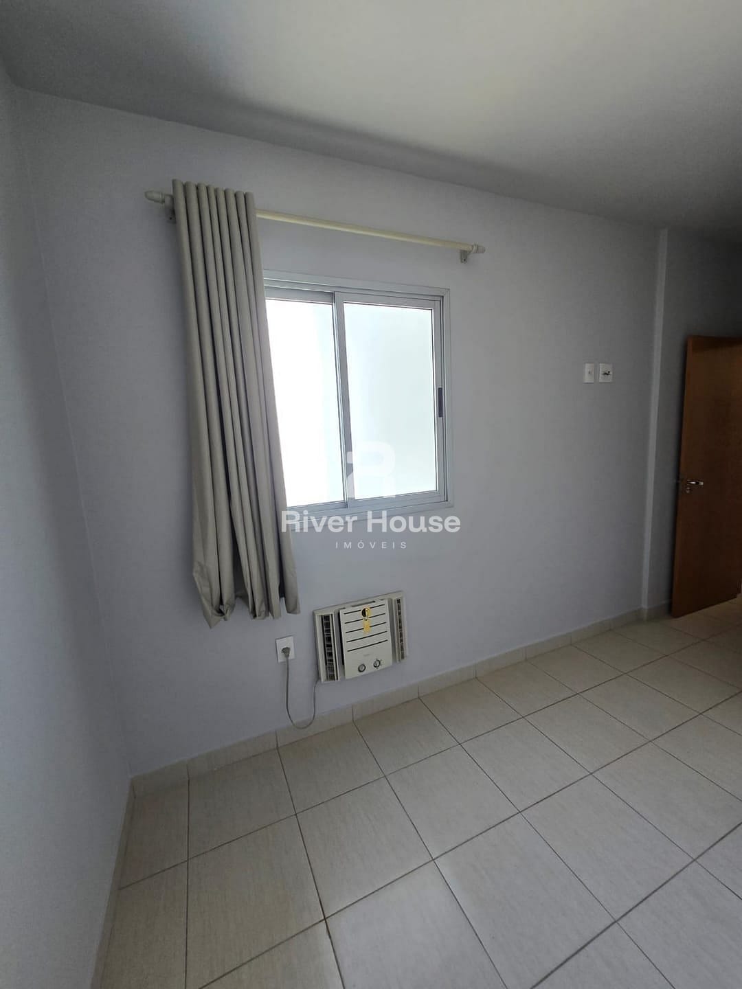 Apartamento para alugar com 3 quartos, 77m² - Foto 11