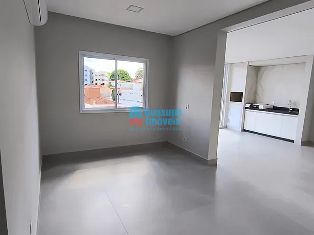 Apartamento com 104m² 3 quartos e 2 banheiros, à venda, no bairro Parque do Lago em Guaxupé