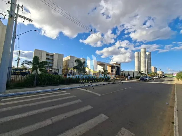 Apartamento 2 quartos e 1 banheiro, para alugar, no bairro Candeias em Vitória da Conquista
