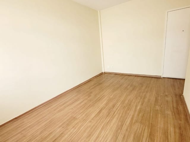 Apartamento com 68m² 2 quartos e 1 banheiro, à venda, no bairro Vila Valqueire em Rio de Janeiro