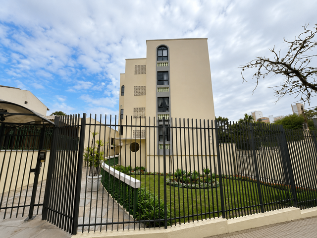 Apartamento 3 quartos e 2 banheiros, à venda, no bairro Água Verde em Curitiba