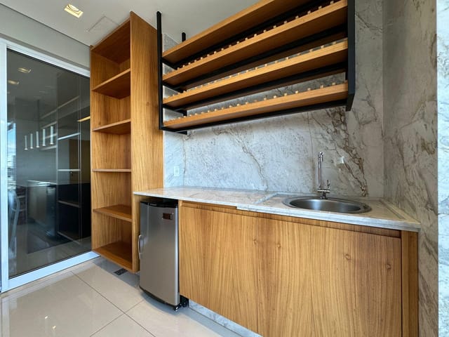Apartamento 3 quartos e 4 banheiros, à venda, no bairro Setor Marista em Goiânia