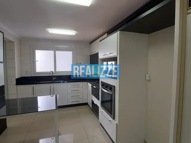 Apartamento com 218m² 3 quartos e 1 banheiro, à venda, no bairro Centro em Marau
