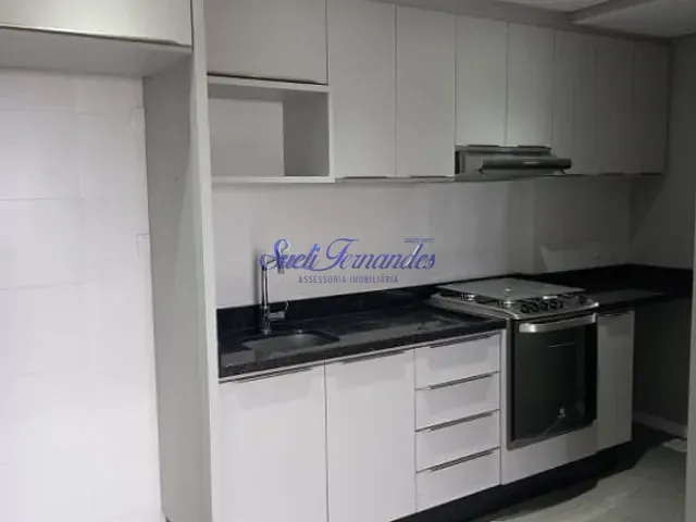 Apartamento com 65m² 2 quartos e 2 banheiros, à venda ou para alugar, no bairro Carioca em São José dos Pinhais