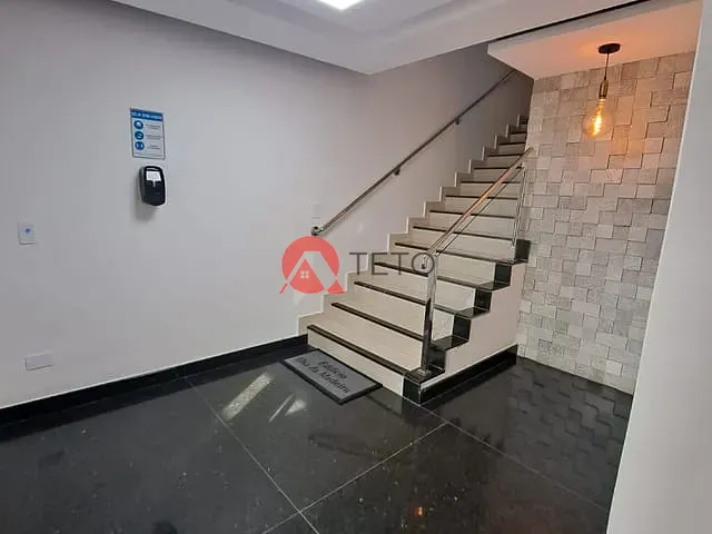 Apartamento com 130m² 3 quartos e 2 banheiros, para alugar, no bairro Zona 04 em Maringá